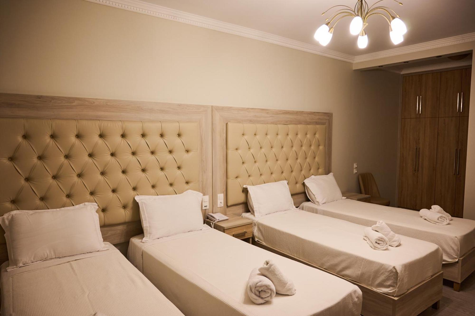 Famissi Suites 1 Калампака Екстериор снимка