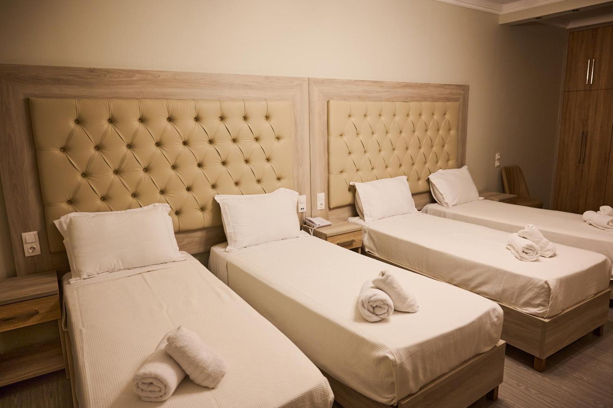 Famissi Suites 1 Калампака Екстериор снимка